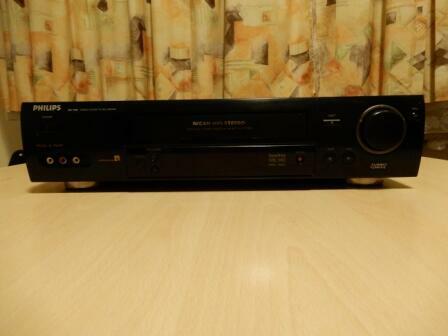 Magnetowid Philips VR700