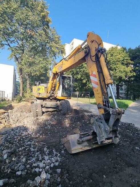 Roboty ziemne oraz transport materiałów sypkich