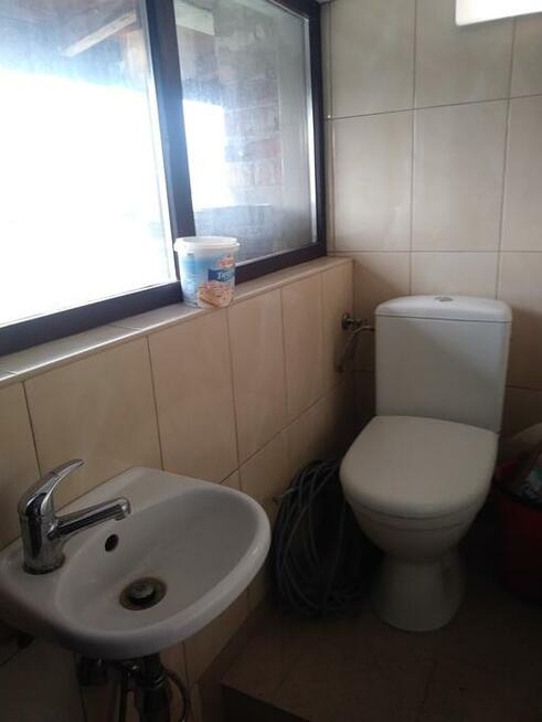 Właściciel wynajmie lokal usługowo-biurowy