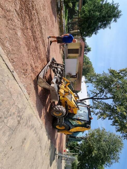 Roboty ziemne oraz transport materiałów sypkich