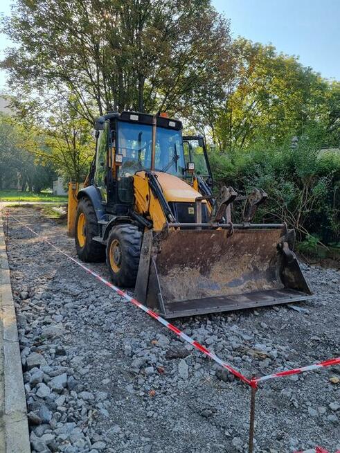 Roboty ziemne oraz transport materiałów sypkich
