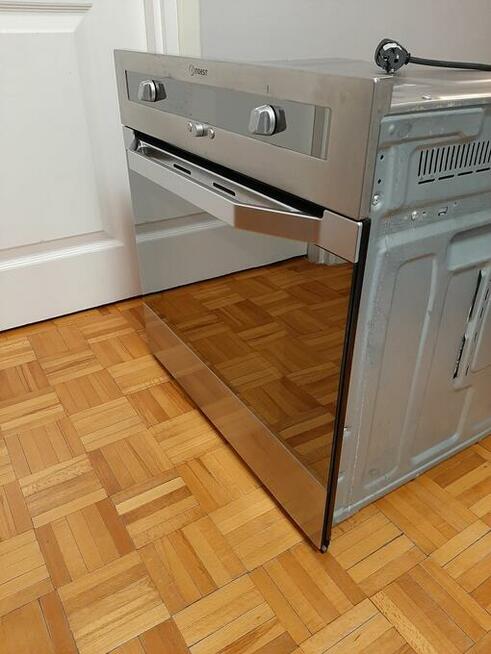 Sprzedam używany piekarnik elektryczny do zabudowy