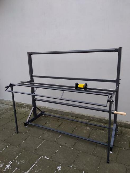 Stojak do folii i papieru