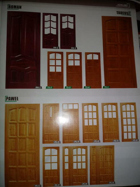 drzwi wewnętrzne drewniane sosnowe, parapety, listwy drewnian