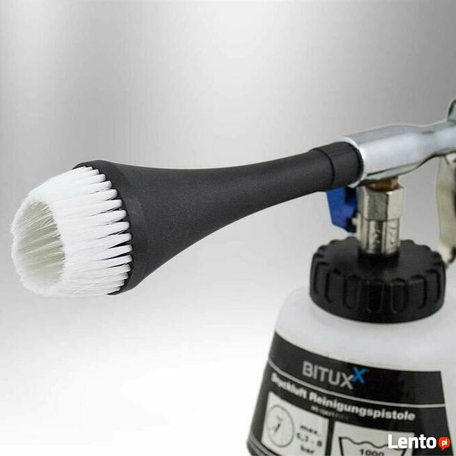 Pistolet do piaskowania ze zbiornikiem