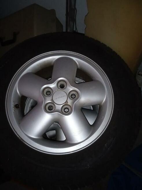 Felgi alu z oponami 5x100