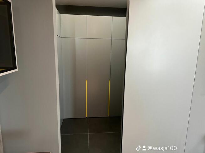 Usługi Lakiernicze+Cięcie+Oklejanie maszynowe