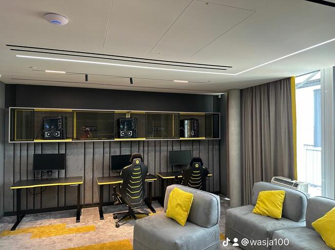 Usługi Lakiernicze+Cięcie+Oklejanie maszynowe