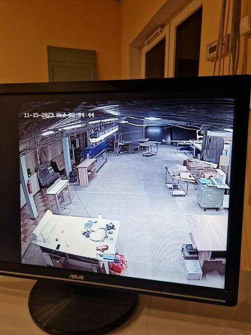 Usługi Lakiernicze+Cięcie+Oklejanie maszynowe