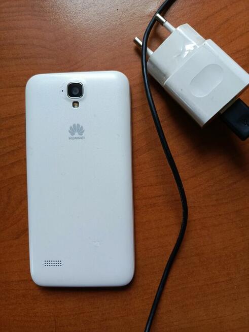 telefon HUAWEI Y560-L01