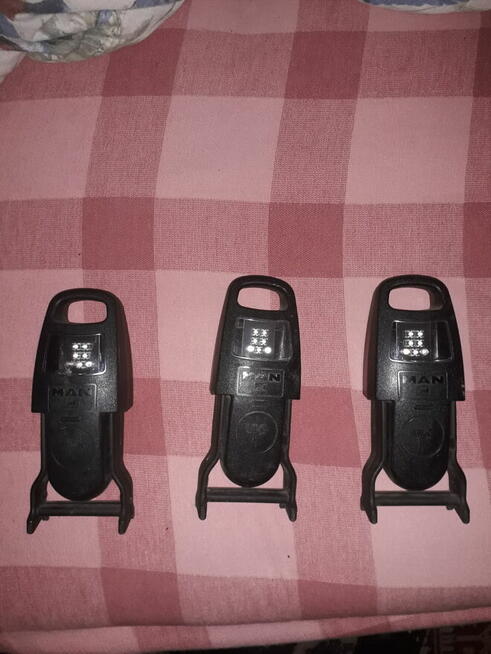 Lampy postojowe ostrzegawcze MAN