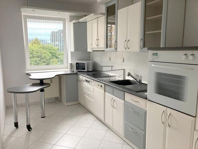 Komfortowe 2-pokojowe w rewelacyjnej lokalizacji !