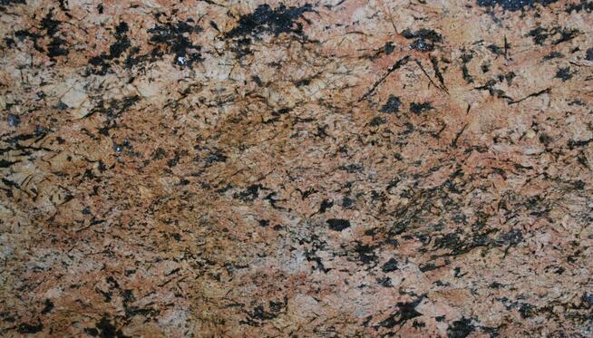 Płytki granitowe MAGMA GOLD 45x45x2 poler