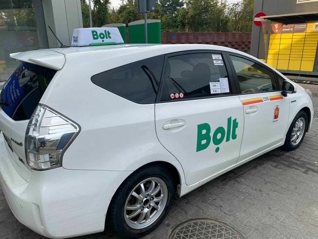 TOYOTA PRIUS PLUS - 7 osobowy - Taksometr - Warszawa - 92 zł