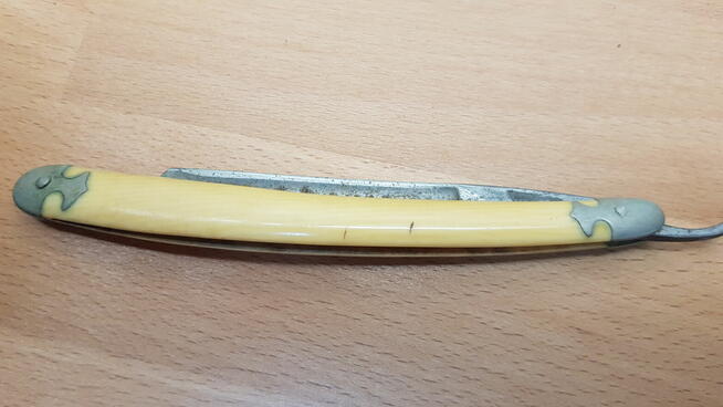 Stara polska brzytwa SFK