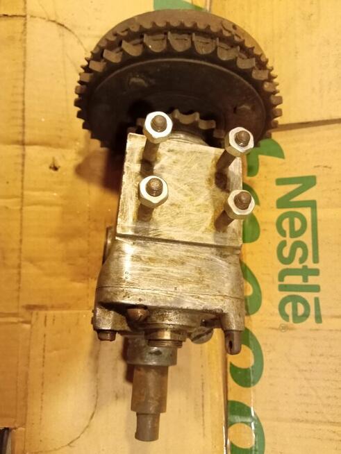 Stara, zabytkowa skrzynia biegów STUR-ARCHER do motocykla