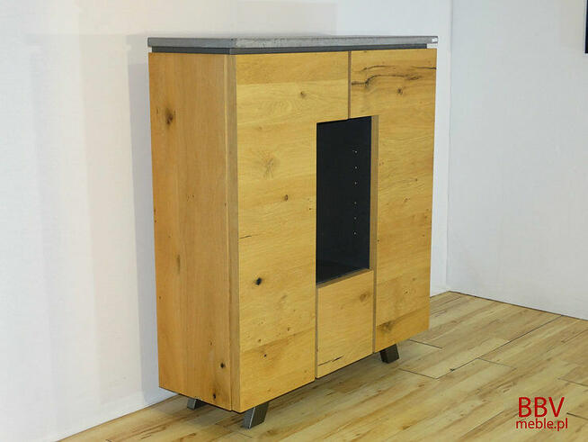 Nowa witryna komoda