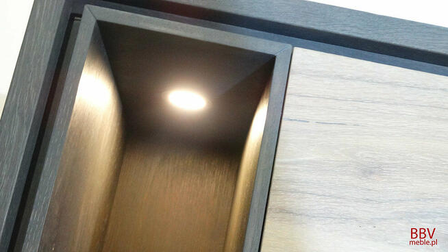 Nowa witryna półki podświetlane LED
