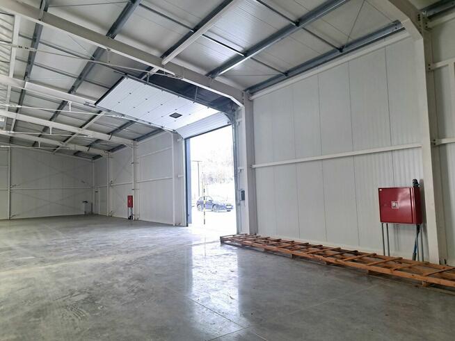 Do wynajęcia hala 920 mkw. z utwardzonym placem Pakoszówka