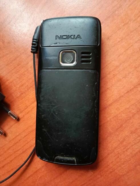 NOKIA kultowy telefon prosty, mały, poręczny