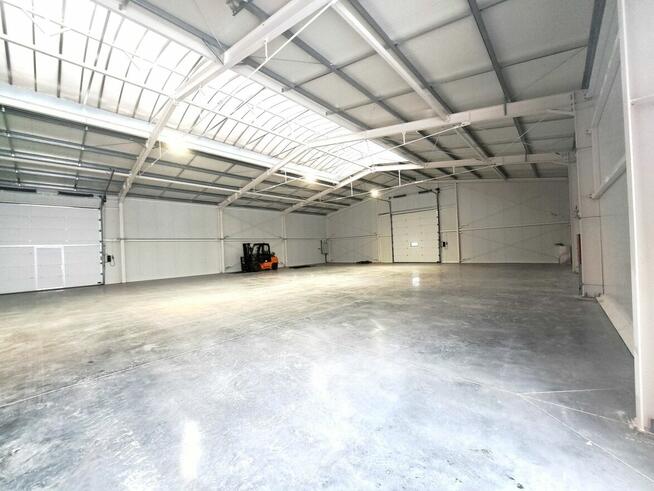 Do wynajęcia hala 920 mkw. z utwardzonym placem Pakoszówka