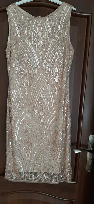 Sprzedam elegancką sukienkę