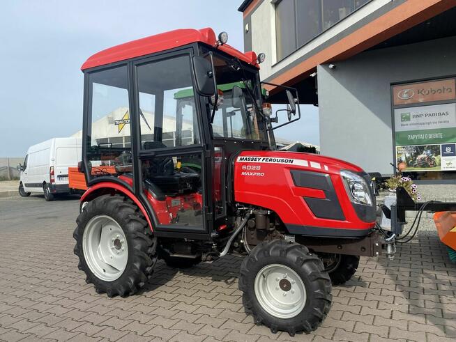 Kabina ogrzewana do traktora ciągnika Massey Ferguson 6028