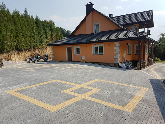 Układanie kostki brukowej i granitowej