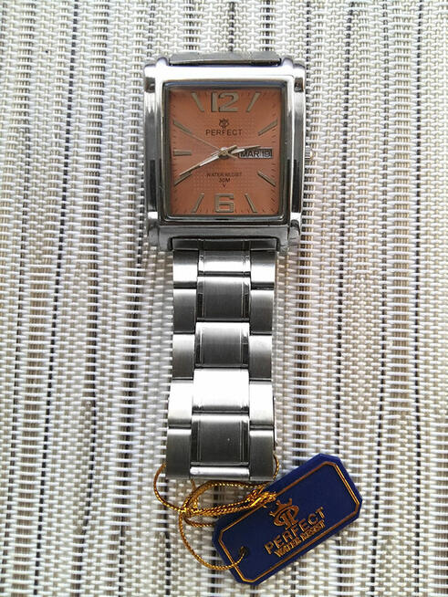 Męski zegarek Perfect, z beżowym cyferblatem, pudełko