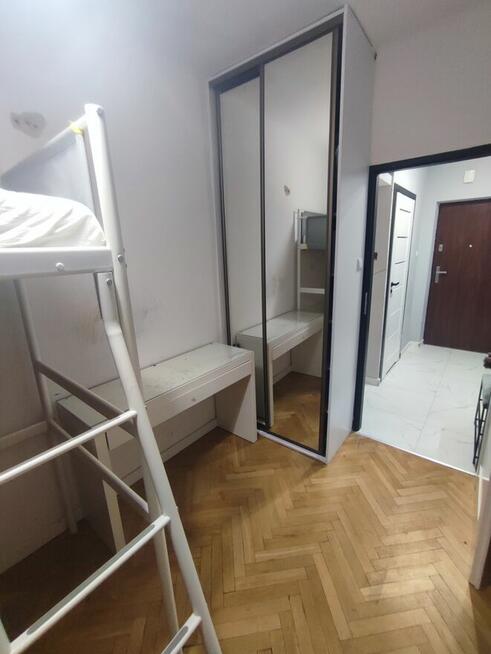 Zamienie 2 pokoje przy Metrze Slodowiec na min 3 pokoje