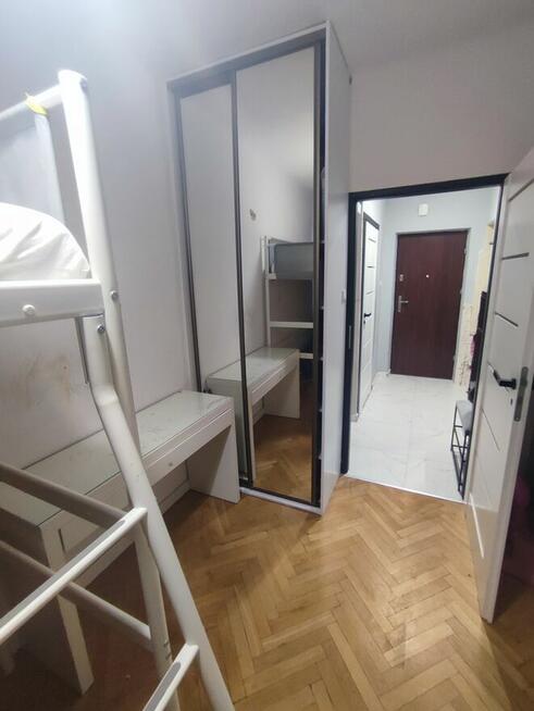 Zamienie 2 pokoje przy Metrze Slodowiec na min 3 pokoje