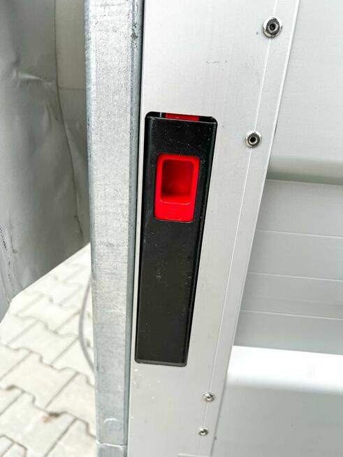 przyczepa z plandeką burty aluminiowe lekka kat b towarowa