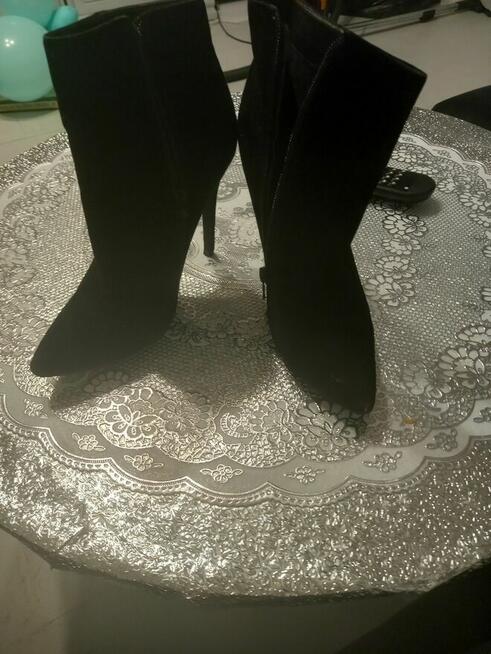 Botki damskie nówki r39