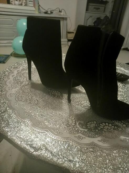 Botki damskie nówki r39