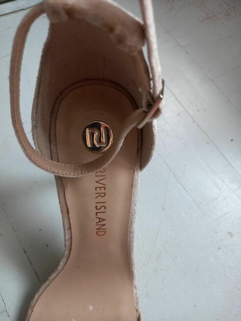 Sandałki River island