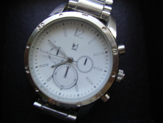 tanio zegarki sprzedam