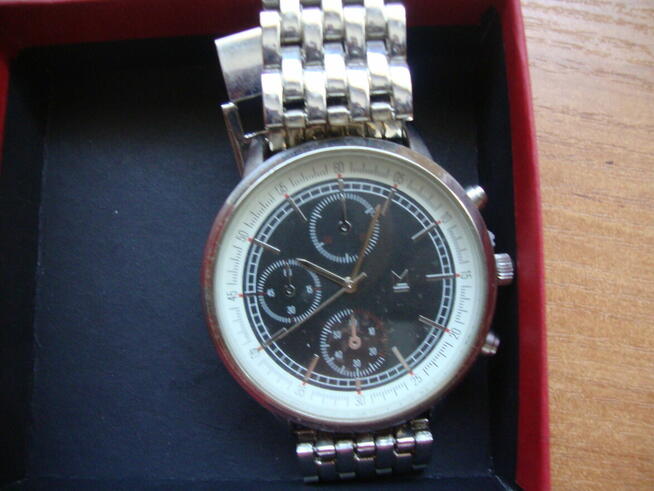 tanio zegarki sprzedam