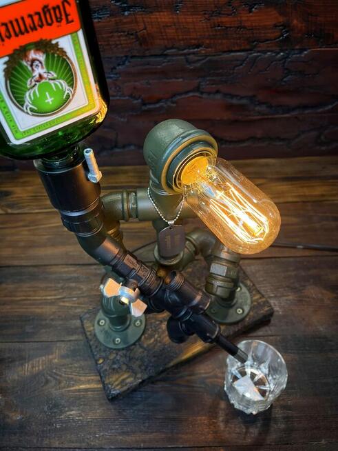 Dozownik, nalewak do alkoholu Żołnierz na prezent