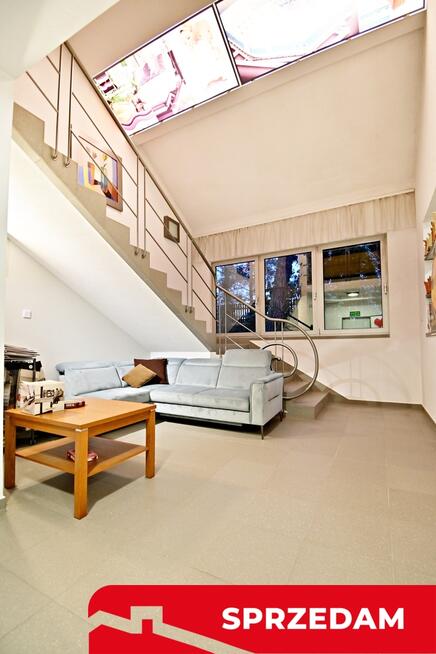 Szeregowiec na spokojnym osiedlu przy lesie-okazja