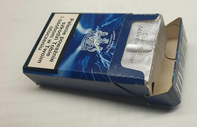 Kolekcjonerska paczka atrapa