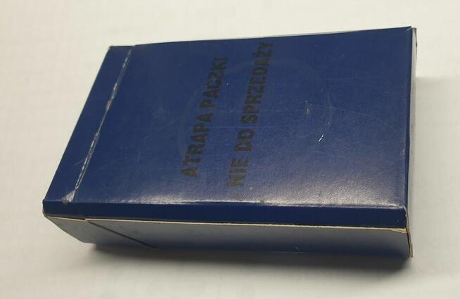 Kolekcjonerska paczka atrapa