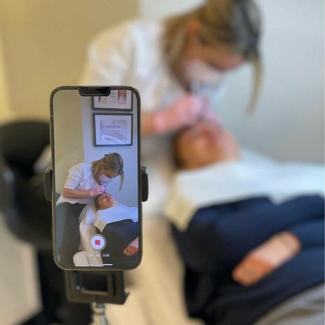 Ustroń: Henna pudrowa - idealne brwi super efekt ombre