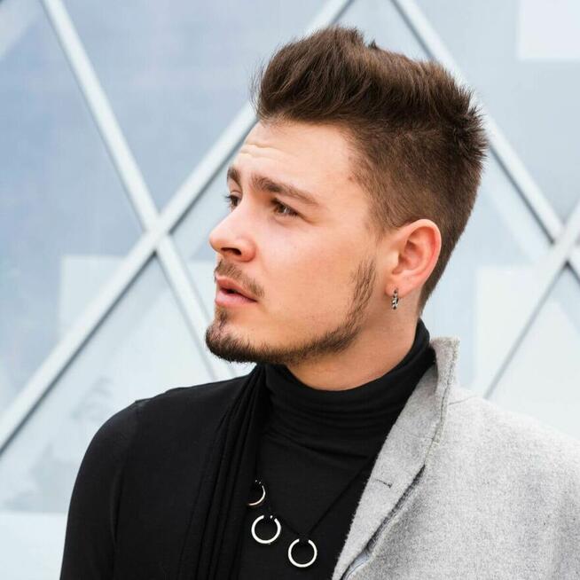 Ustroń: Profesjonalne przekłuwanie uszu Studex System75