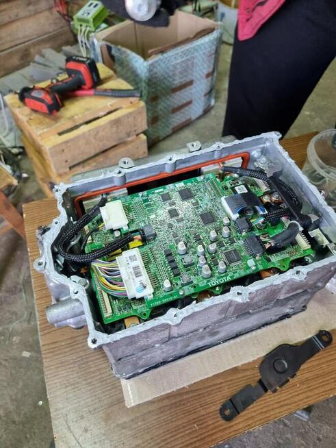 Inwerter konwerter Lexus GS450h repair regeneracja naprawa