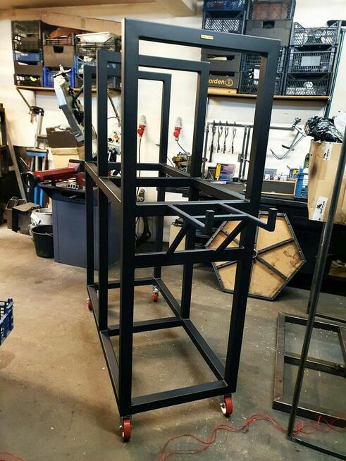 Stojak na koła opony stelaż na kółkach do garażu