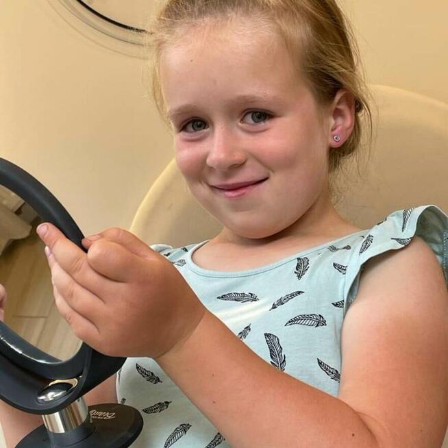 Ustroń: Profesjonalne przekłuwanie uszu Studex System75