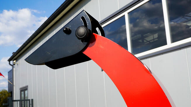 RĘBAK TARCZOWY RT-690R