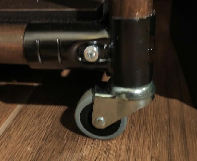 Stołki, stoliki, pomocniki industrialne loftowe na zamówieni