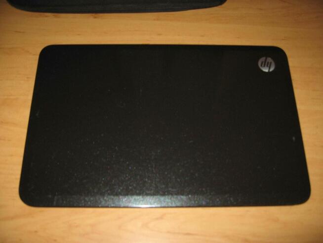 Laptopy nowe poekspozycyjne i polisingowe , z roczna gwaran