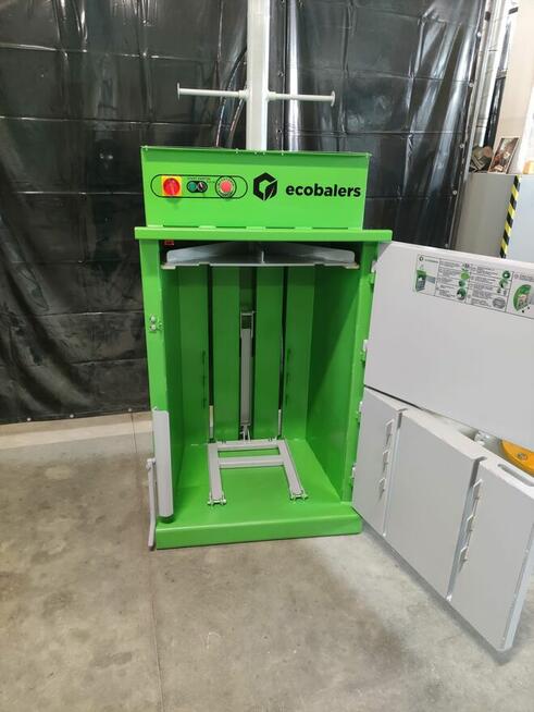 Mała belownica do kartonu i folii Ecobalers VB50E